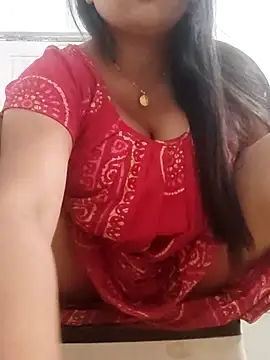 Snapshot of Priya_2222 chatting on 1, 3, 2025 Priya 2222 online show from 1, 3, 2025