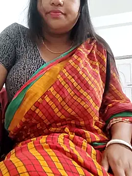 Snapshot of Priya_2222 chatting on 5, 3, 2025 Priya 2222 online show from 5, 3, 2025