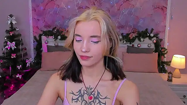 as1an girlfriend online show from 20, 12, 2024