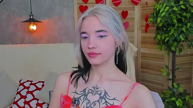 as1an girlfriend online show from 14, 2, 2025