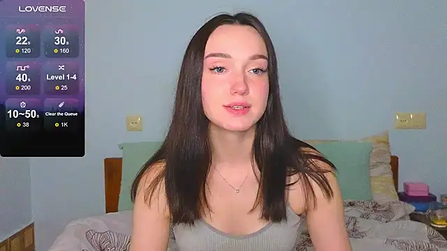 Snapshot of Wild_Sophie_ chatting on 17, 12, 2024 Wild Sophie online show from 17, 12, 2024