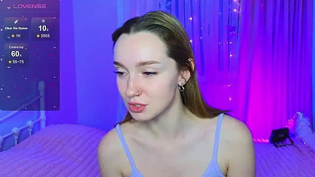 Snapshot of Wild_Sophie_ chatting on 8, 1, 2026 Wild Sophie online show from 8, 1, 2026