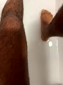 Snapshot of SensualG300 chatting on 12, 11, 2025 SensualG300 online show from 12, 11, 2025