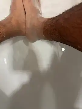 Snapshot of SensualG300 chatting on 14, 12, 2025 SensualG300 online show from 14, 12, 2025