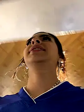 Snapshot of Hilary_pinkk chatting on 19, 11, 2025 Hilary pinkk online show from 19, 11, 2025