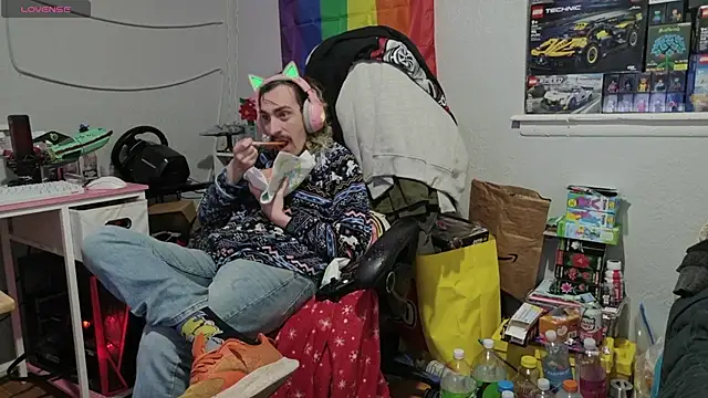 tallnerdyguy online show from 3, 5, 2026