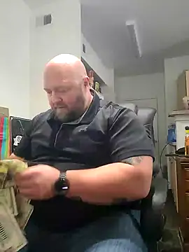 Snapshot of Strong_Bear89 chatting on 19, 1, 2025 Strong Bear89 online show from 19, 1, 2025