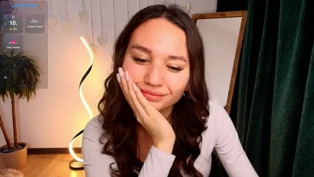 Snapshot of margeriTirell chatting on 15, 11, 2025 margeriTirell online show from 15, 11, 2025