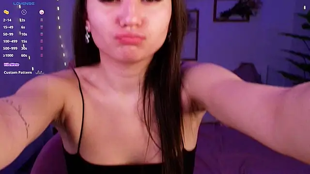 Snapshot of margeriTirell chatting on 28, 11, 2025 margeriTirell online show from 28, 11, 2025