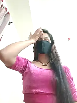 Snapshot of Tisha-01 chatting on 11, 10, 2025 Tisha-01 online show from 11, 10, 2025