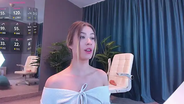 Snapshot of LaurynCopper chatting on 25, 2, 2026 LaurynCopper online show from 25, 2, 2026