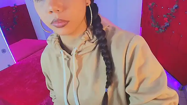 Snapshot of maribelsex303av chatting on 18, 9, 2025 maribelsex303av online show from 18, 9, 2025