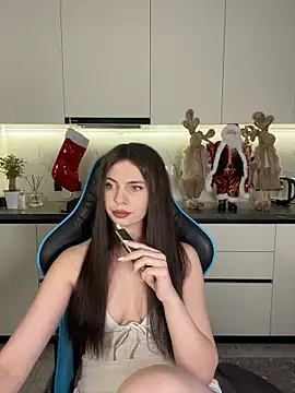 CurlyLara online show from 13, 1, 2026