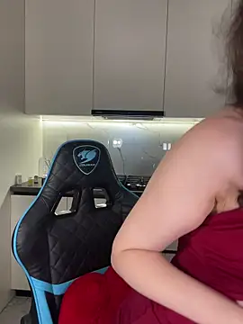 Snapshot of CurlyLara chatting on 28, 3, 2026 CurlyLara online show from 28, 3, 2026