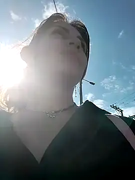 Alysson-- online show from 17, 12, 2024