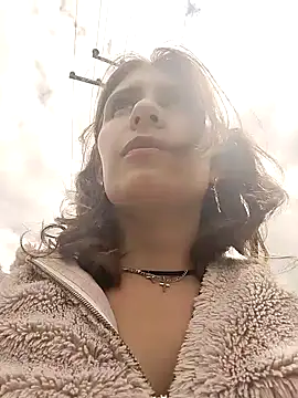 Alysson-- online show from 18, 12, 2024