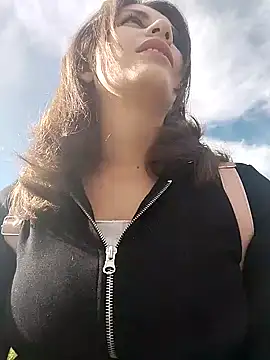 Alysson-- online show from 6, 1, 2025