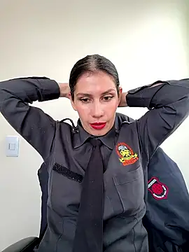 Snapshot of Alysson-- chatting on 15, 1, 2026 Alysson-- online show from 15, 1, 2026