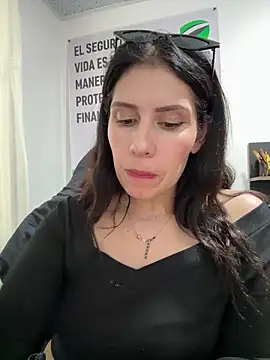 Snapshot of Alysson-- chatting on 10, 3, 2026 Alysson-- online show from 10, 3, 2026