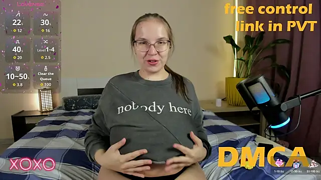 Snapshot of Your_Penny_ chatting on 2, 11, 2025 Your Penny online show from 2, 11, 2025