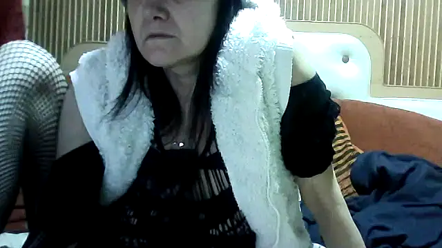 Snapshot of AlanaLaDream chatting on 13, 2, 2025 AlanaLaDream online show from 13, 2, 2025