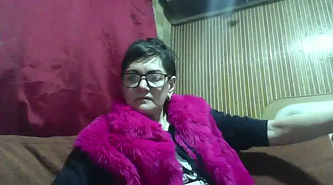 Snapshot of AlanaLaDream chatting on 25, 2, 2025 AlanaLaDream online show from 25, 2, 2025