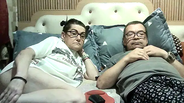 Snapshot of AlanaLaDream chatting on 10, 9, 2025 AlanaLaDream online show from 10, 9, 2025