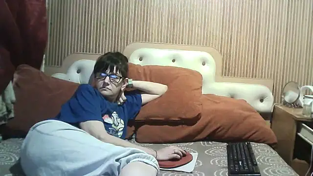 Snapshot of AlanaLaDream chatting on 24, 9, 2025 AlanaLaDream online show from 24, 9, 2025