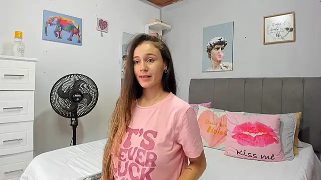 Snapshot of naughtyloverss chatting on 23, 6, 2026 naughtyloverss online show from 23, 6, 2026