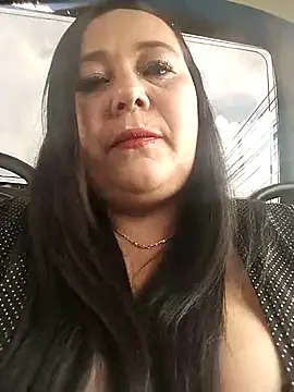 sara pineros online show from 5, 3, 2025