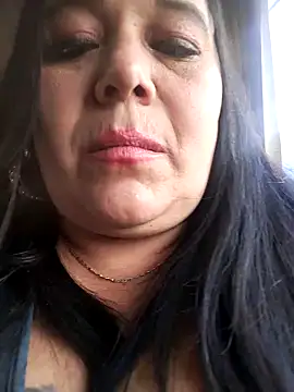 sara pineros online show from 23, 9, 2025