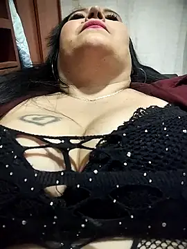 sara pineros online show from 14, 12, 2025