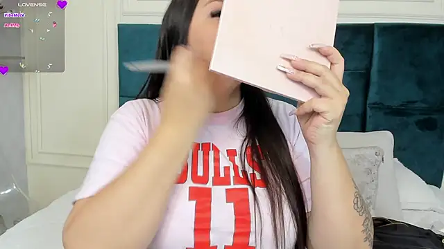 Charlotte Mayer online show from 16, 1, 2025