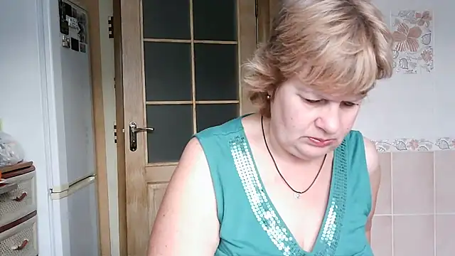 Ettie Tonia online show from 12, 1, 2025