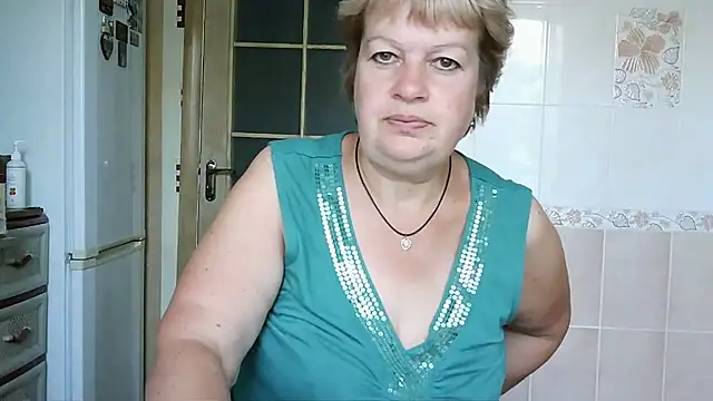 Ettie Tonia online show from 4, 10, 2025