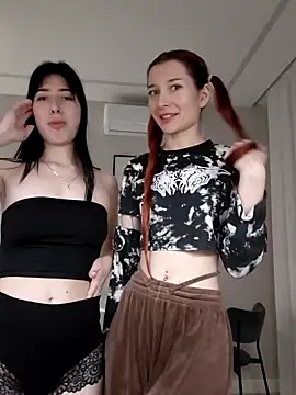 Snapshot of KeithTown chatting on 8, 11, 2025 KeithTown online show from 8, 11, 2025