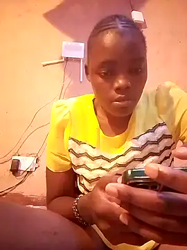 QUEEN-NAIMA online show from 25, 9, 2025