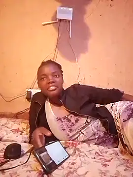 QUEEN-NAIMA online show from 3, 10, 2025