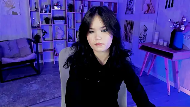 Elainebeness online show from 9, 10, 2025