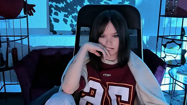 Elainebeness online show from 6, 3, 2026