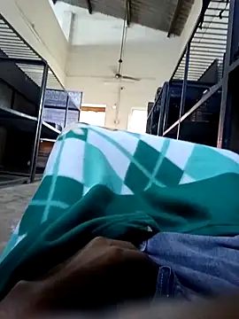 Snapshot of 1010SumiT chatting on 25, 10, 2025 1010SumiT online show from 25, 10, 2025