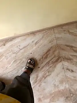 Snapshot of 1010SumiT chatting on 19, 12, 2025 1010SumiT online show from 19, 12, 2025