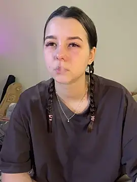 PoppyRobinson online show from 17, 1, 2025