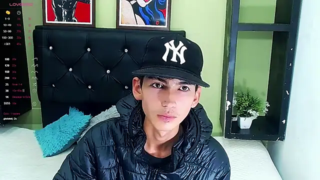 Snapshot of ttimy_x_boy chatting on 9, 1, 2025 ttimy x boy online show from 9, 1, 2025