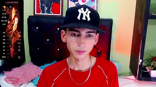 Snapshot of ttimy_x_boy chatting on 21, 2, 2025 ttimy x boy online show from 21, 2, 2025