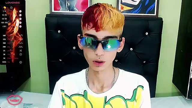 Snapshot of ttimy_x_boy chatting on 13, 3, 2025 ttimy x boy online show from 13, 3, 2025