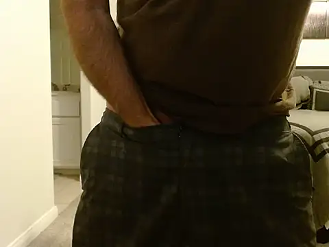 Snapshot of GirthBullger4You chatting on 22, 3, 2025 GirthBullger4You online show from 22, 3, 2025