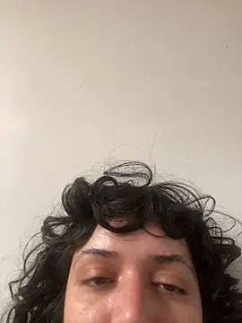 Snapshot of magalunabb chatting on 1, 10, 2025 magalunabb online show from 1, 10, 2025