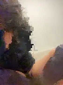 Snapshot of magalunabb chatting on 8, 10, 2025 magalunabb online show from 8, 10, 2025