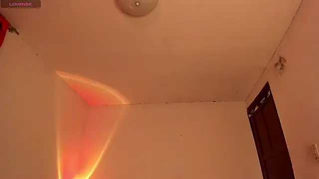 Miss oliviaa online show from 4, 10, 2025